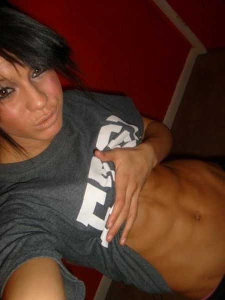 Girls With Serious Abs