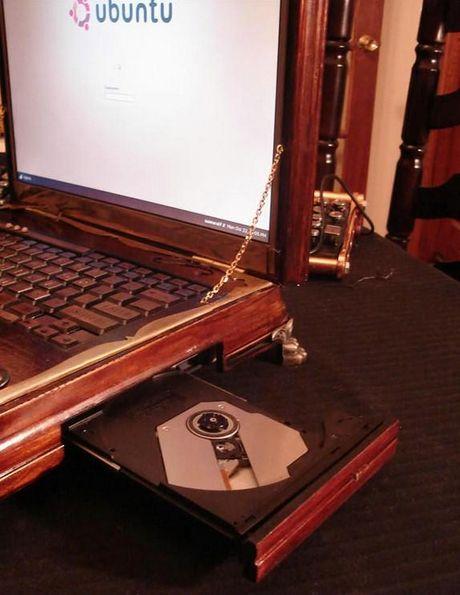 Incredibile Retro Laptop
