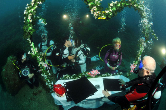 underwater wedding ceremony