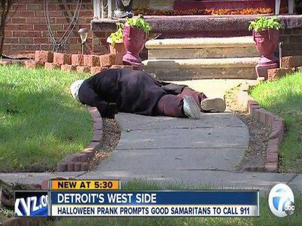 funny day after halloween - New At Detroit'S West Side Halloween Prank Prompts Good Samaritans To Call 911 Wallpc Orras