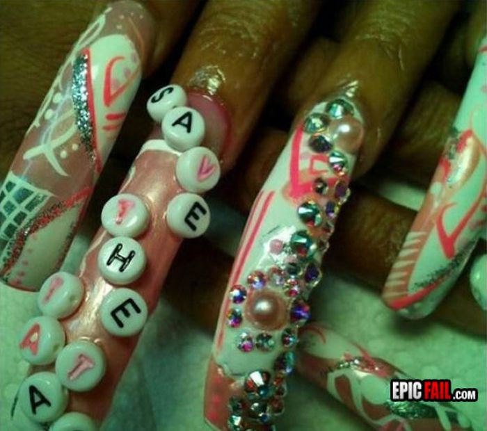 15 Crazy Manicures