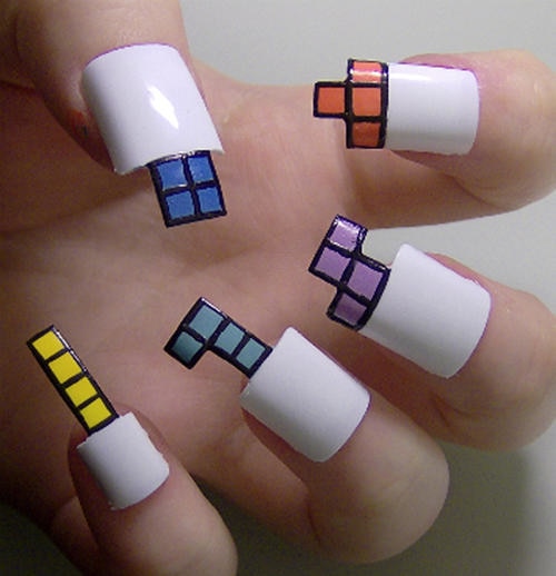 15 Crazy Manicures