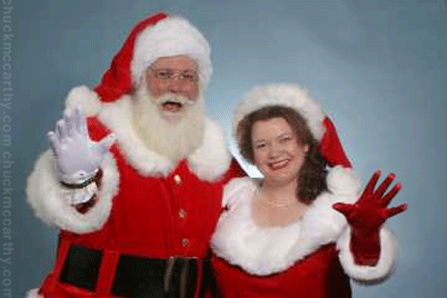 Hey there…Creepy Claus Couple.