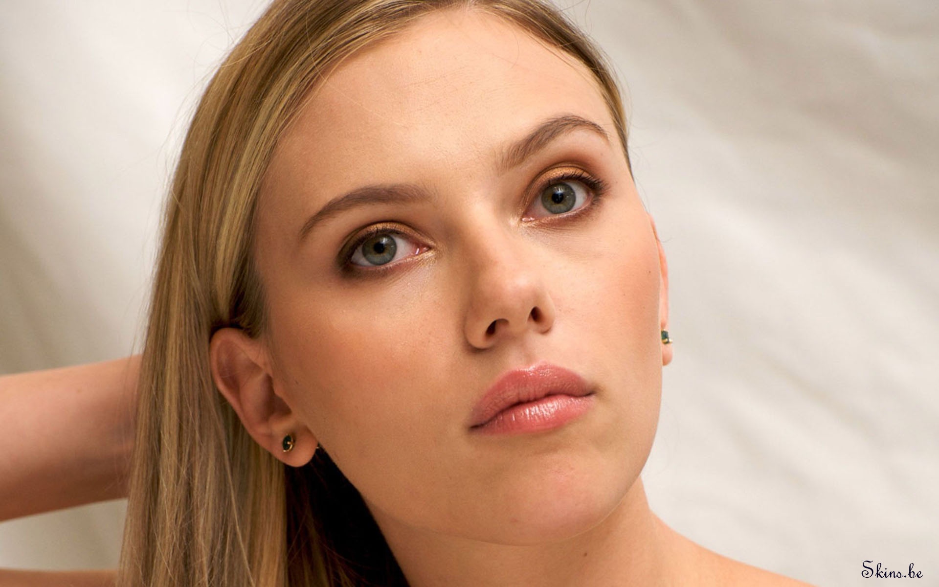 The many looks of Scarlett Johansson