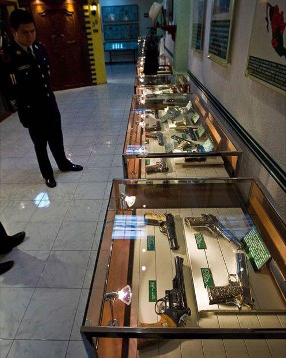 This guy had a better gun collection that most legitimate museums do 