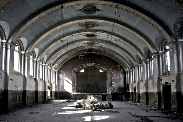 ABANDONED, HELLINGLY HOSPITAL, UK