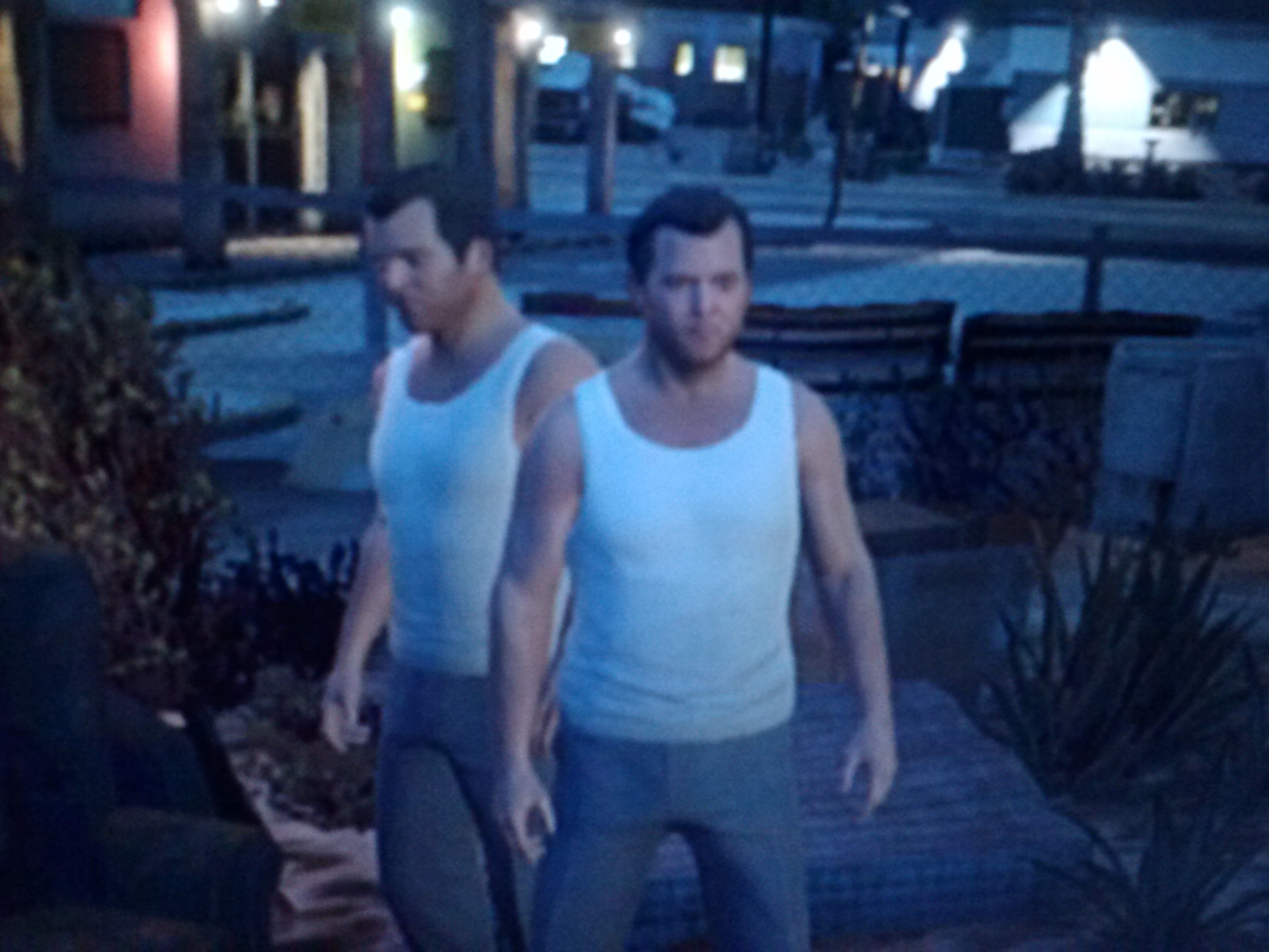 Michael does have multiple personalities, Glitch after loading game leaving Trevors trailer.