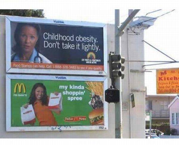 16 Unfortunately Placed Advertisements