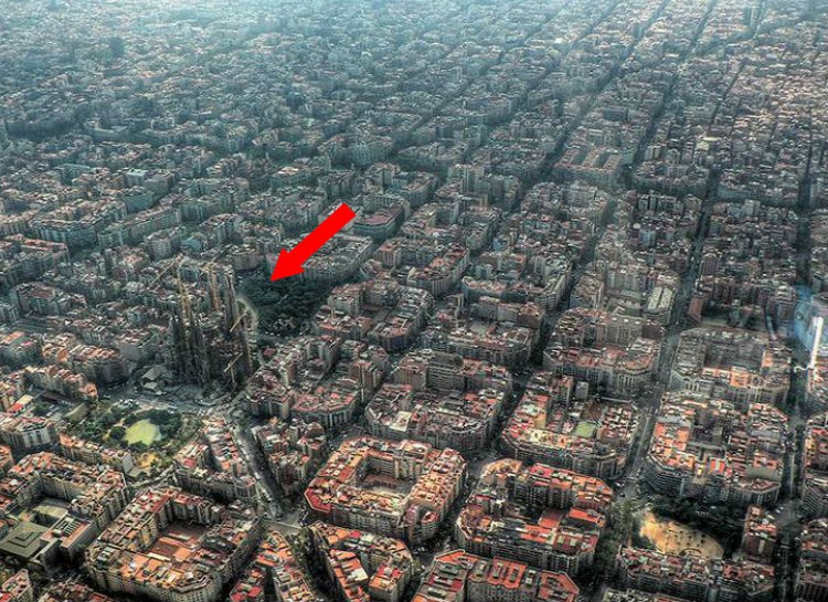 In reality, the massive church occupies just one block in the vast expanse that is modern-day Barcelona.