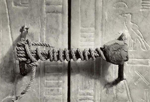 The Unbroken Seal On Tutankhamun’s Tomb that remains untouched for 3,245 years (1922)