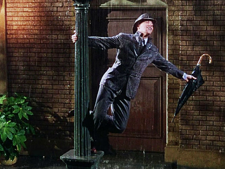 "SINGIN' IN THE RAIN" (1952) A quintessential example of the colorful Hollywood musical, the film has garnered such massive praise thanks to its upbeat, comedic nature.