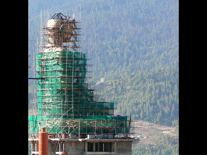 Building Of The "Statue Of Unity," The World's Largest Statue