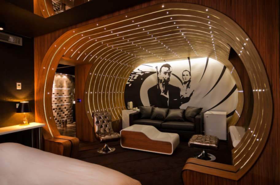 The James Bond Suite – Hotel Seven (Paris, France)