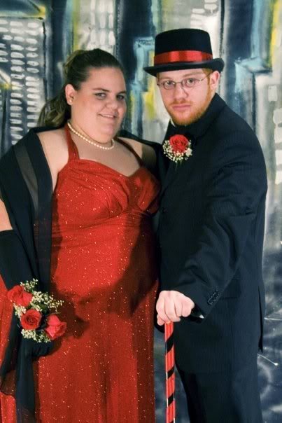 Awesome Prom Fail Pics