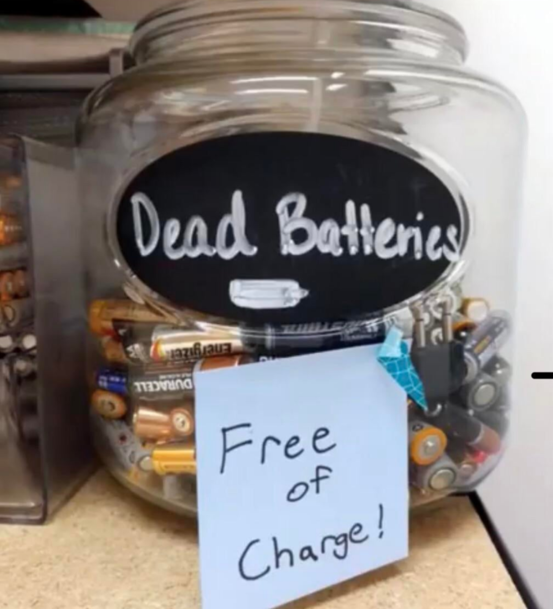 battery puns - Dead Batteries Free of Charge!