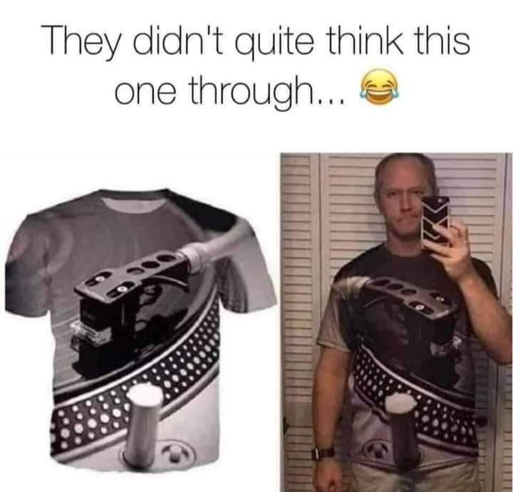 funny pictures - dj turntable shirt - They didn't quite think this one through...