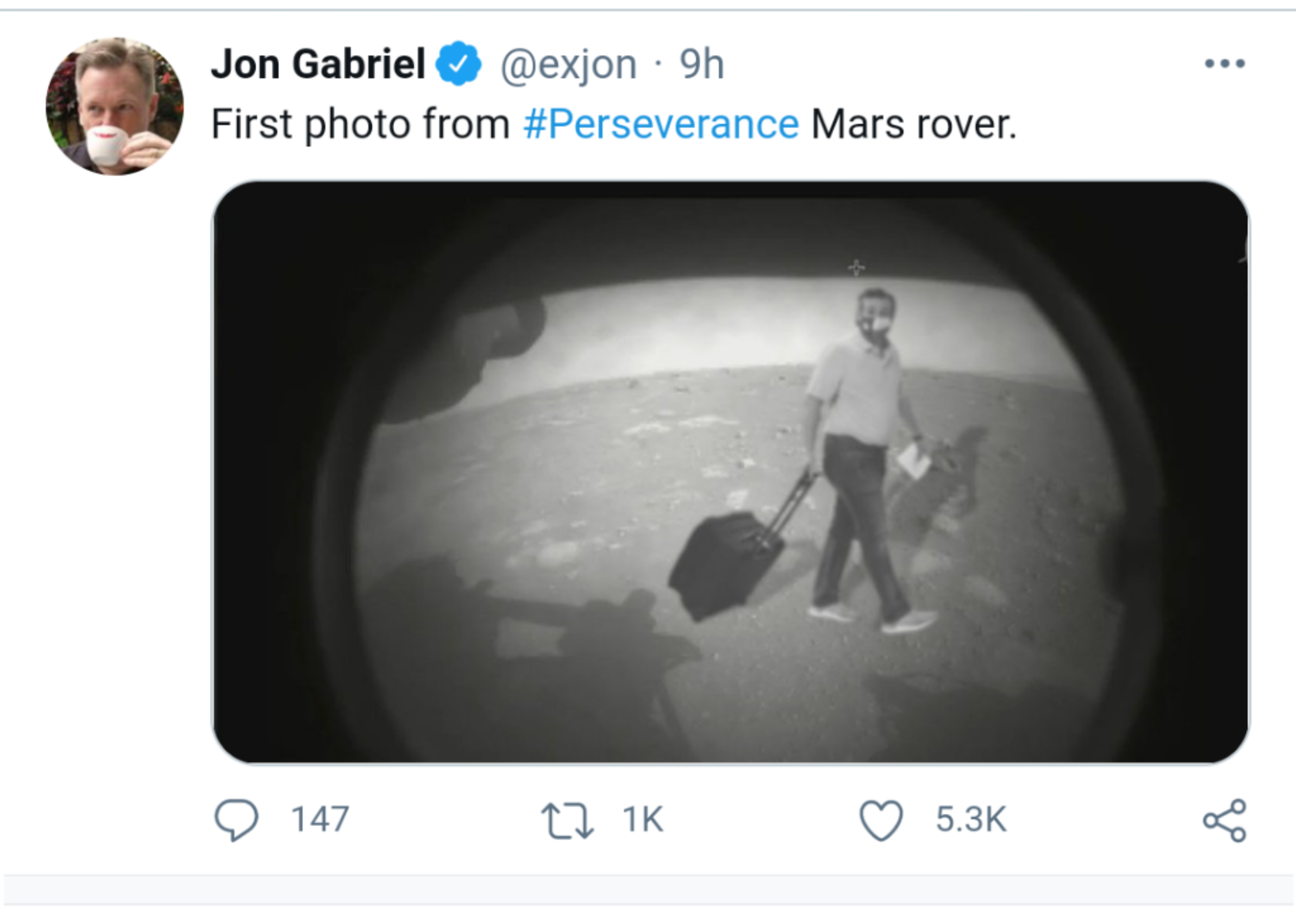 video - Jon Gabriel 9h First photo from Mars rover. 147