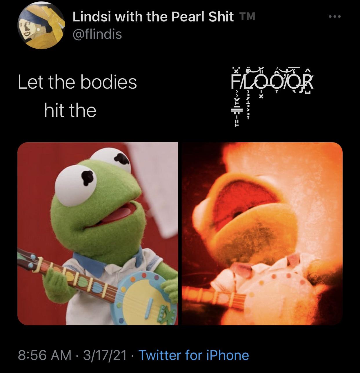 photo caption - Lindsi with the Pearl Shit Tm Let the bodies hit the TITTx Ve 31721 Twitter for iPhone
