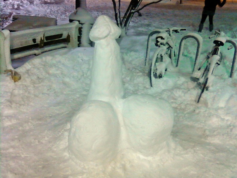 A snow dick.