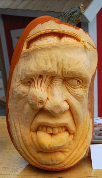 Amazing Carved Pumpkins