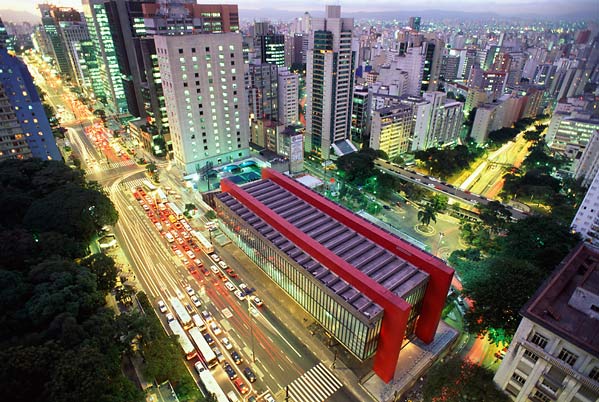 Another view of Avenida Paulista, showing the MASP, the Metropolitan Museum of Sao Paulo
