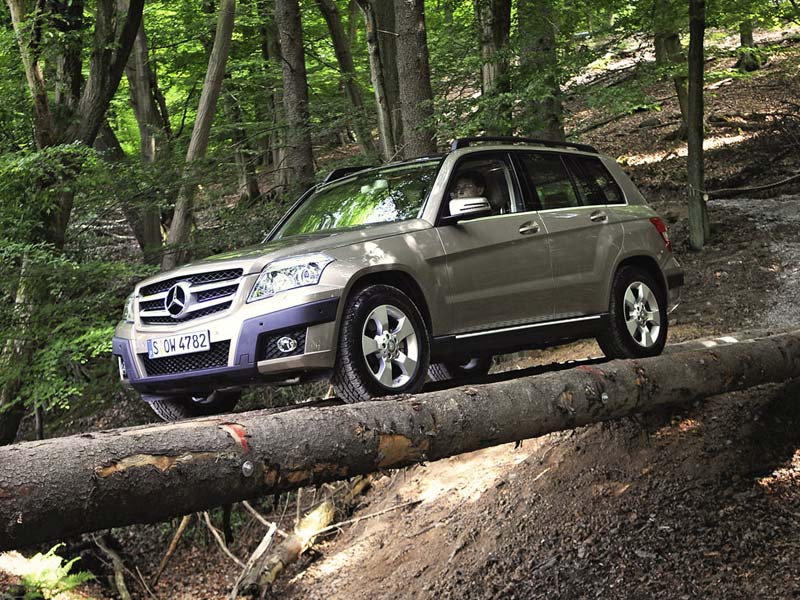 Download Benz GLK Class Used Car Values Wallpaper. The best sports Car ever. 2009 Benz GLK Class Used Car Values Wallpaper High Resolution Download.