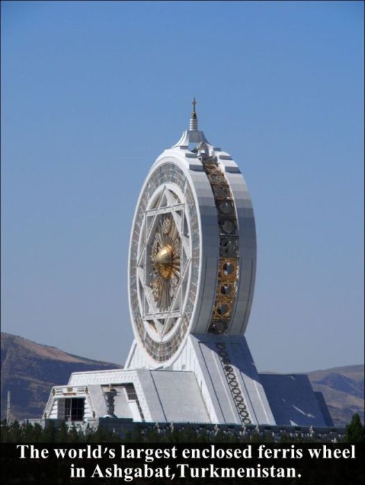 amazing machines - 00000000000 The world's largest enclosed ferris wheel in Ashgabat, Turkmenistan.