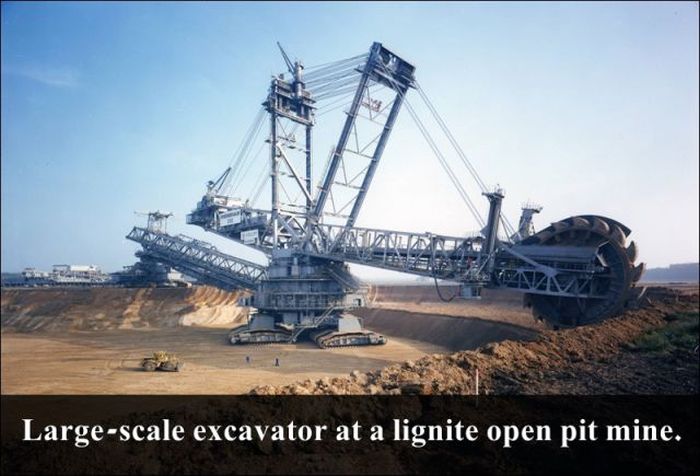 surface mining equipment - Largescale excavator at a lignite open pit mine.