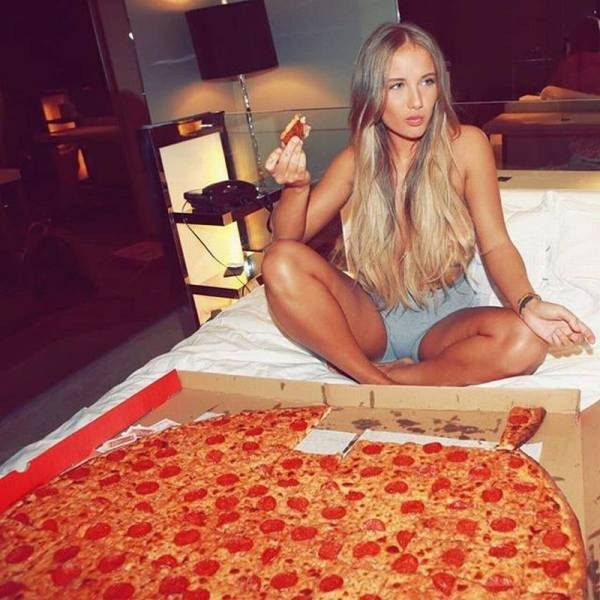 pizza girl pizza girls
