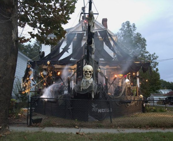 pirate ship haunted house