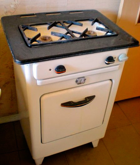 oven with face
