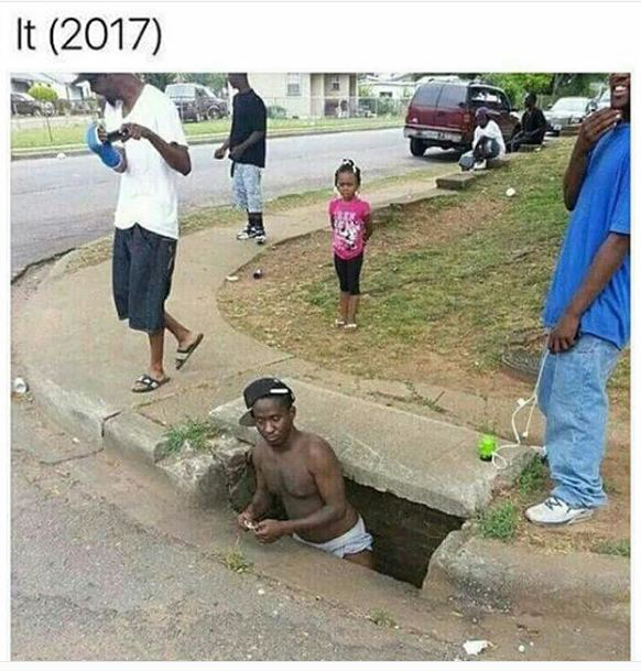 soccer fans coming out of nowhere - It 2017