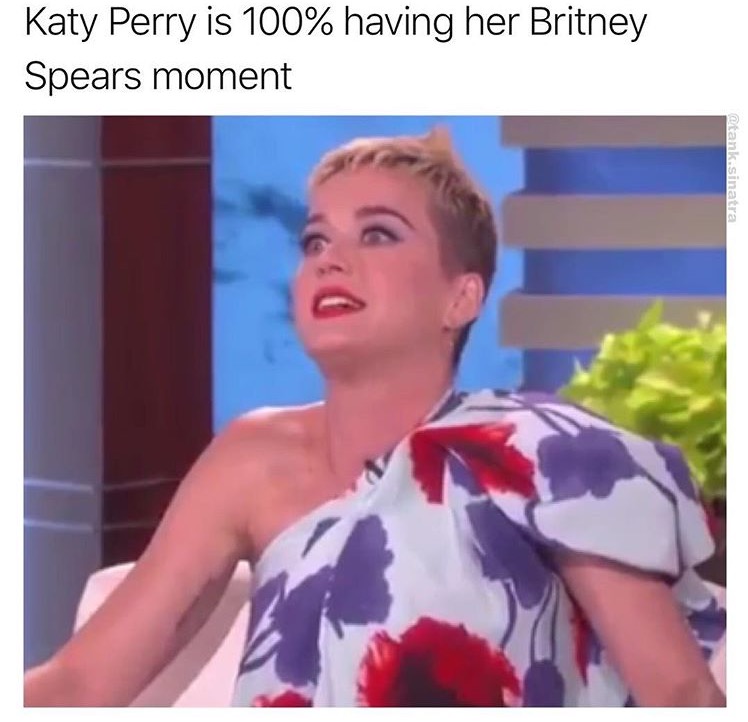 shoulder - Katy Perry is 100% having her Britney Spears moment sinatra
