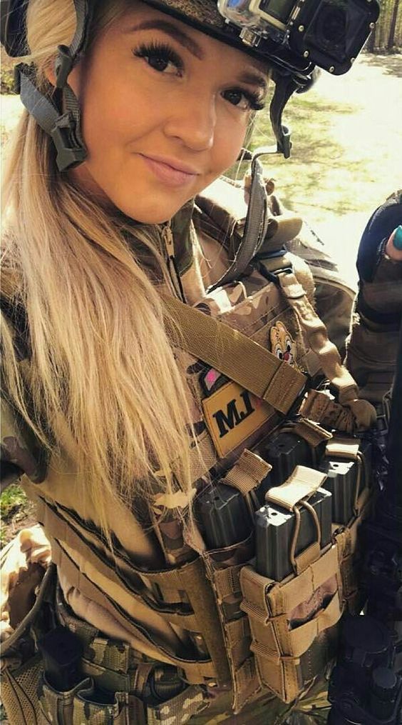 36 badass military girls