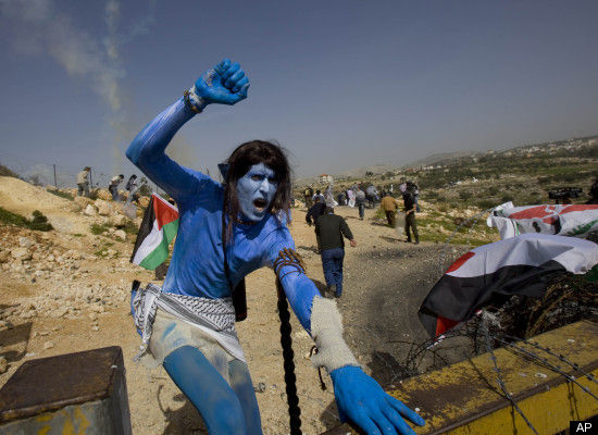 Palestinian Protesters Dress Up As Avatar Characters