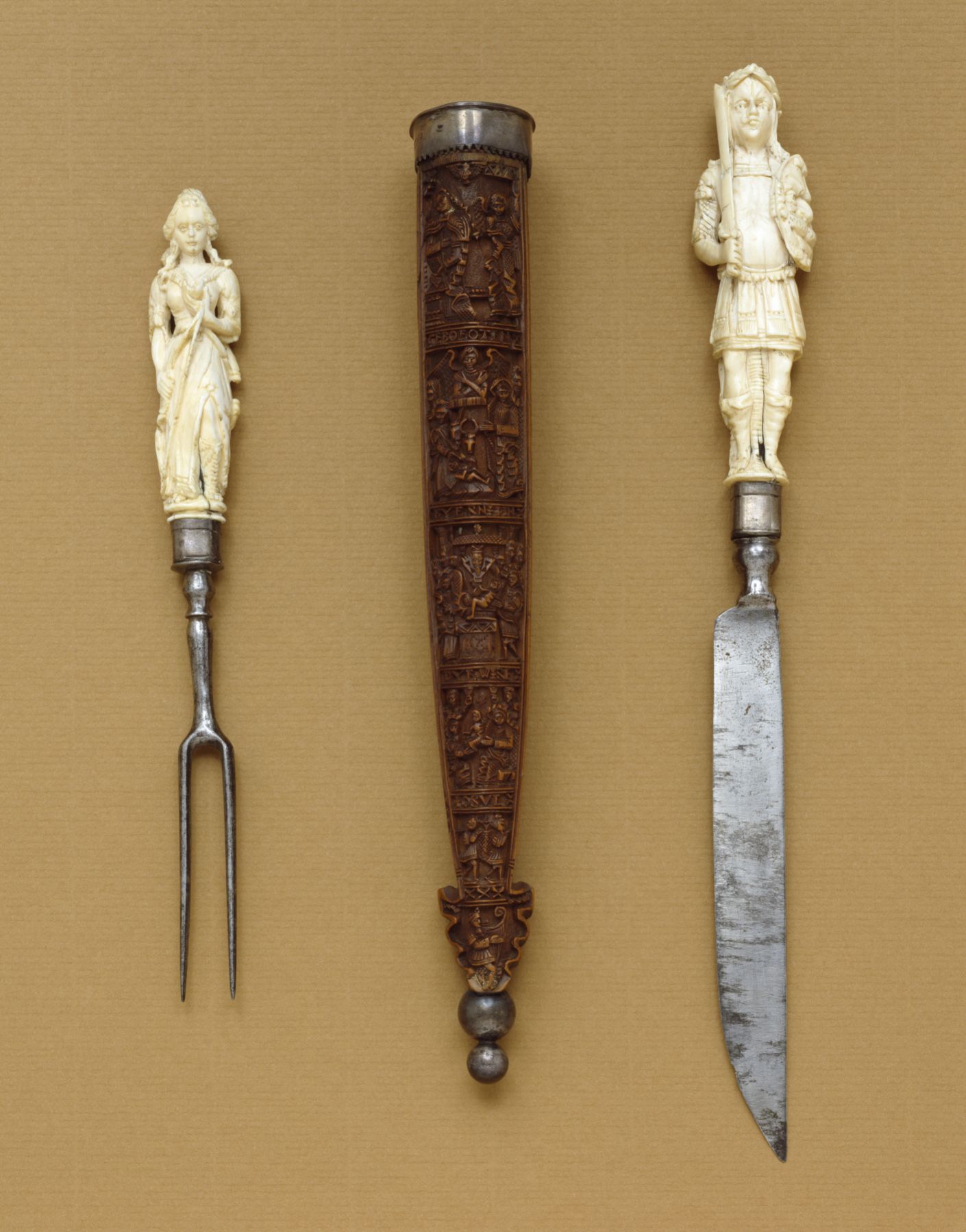 Knife-and-Fork Set with Mars and Diana, ivory and iron 1650-1690