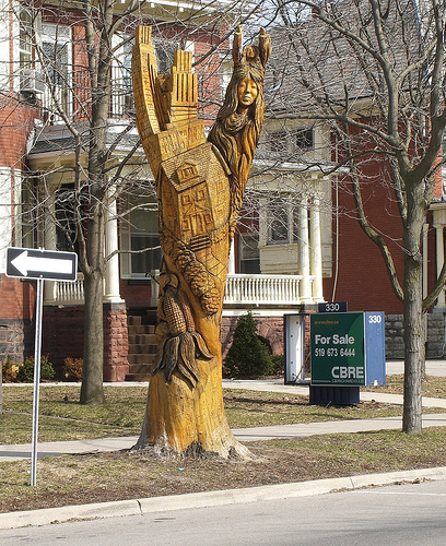 sculptures tree trunks - Ds For Sale 519 673 6444 Cbre
