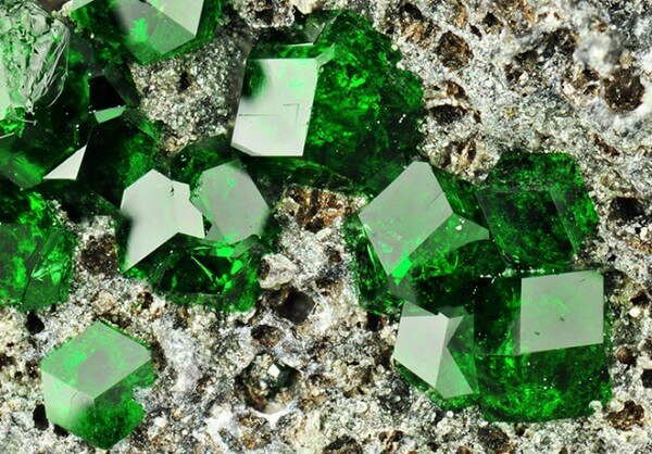 amazing minerals and crystals -