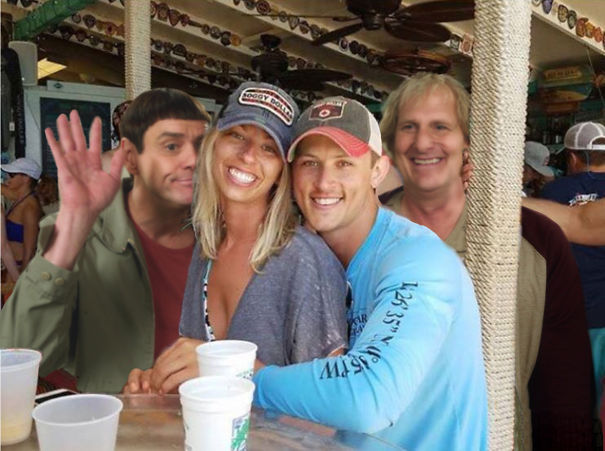 Dumb and Dumber Jim Carrey and Jeff Daniels photoshopped behind the engaged couple