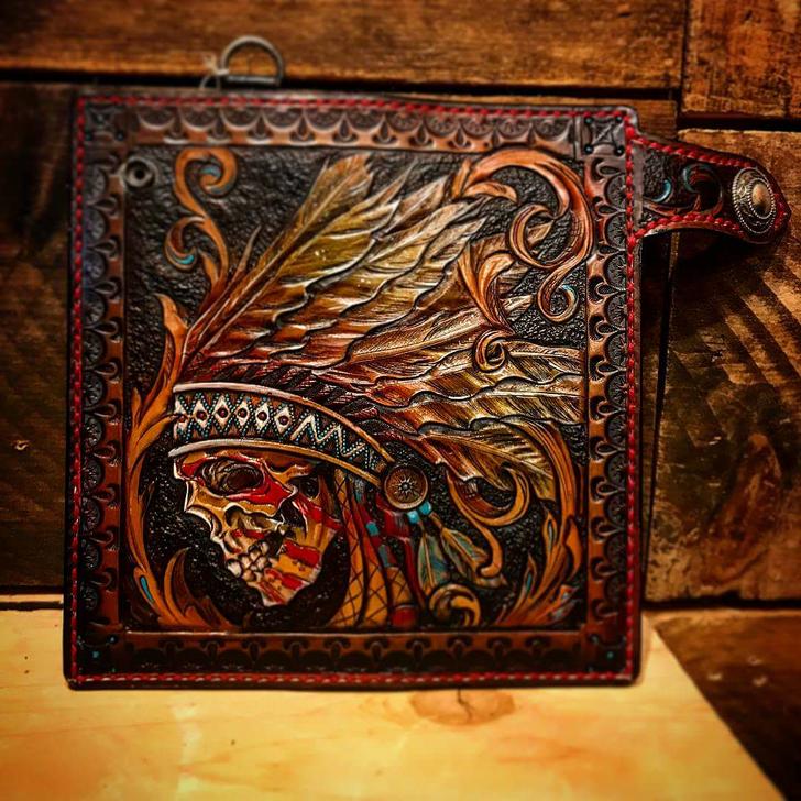 cool leather wallets - carving - 00000