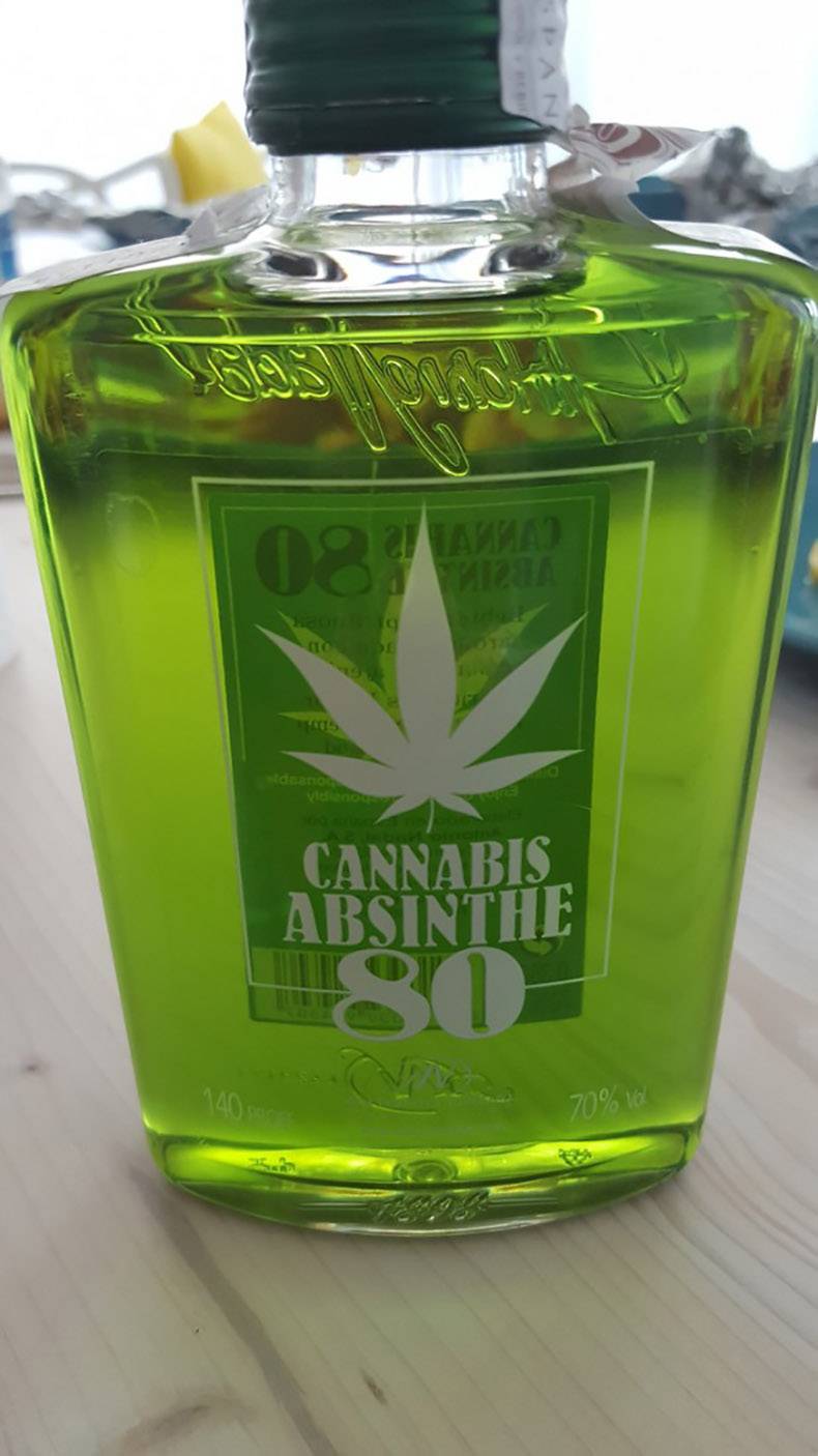 glass bottle - Tamaa Cannabis Absinthe Lelo 70%