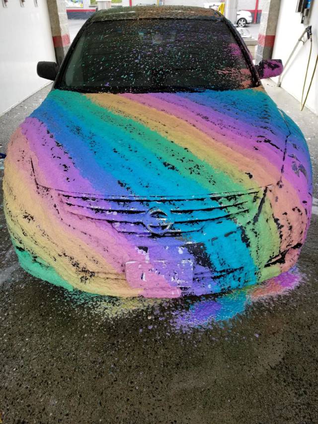 cool random pics - rainbow foam car wash