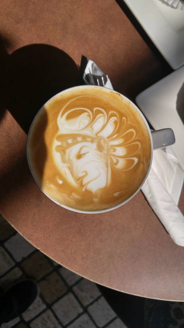 cool random pics - latte