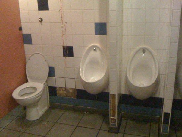 After a few bevvies walking into the toilet of my local and seeing this left me very confused for a few seconds... :