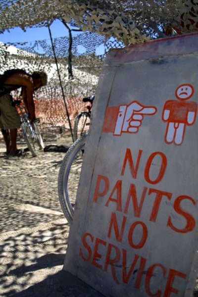pants no service - Pants No Services