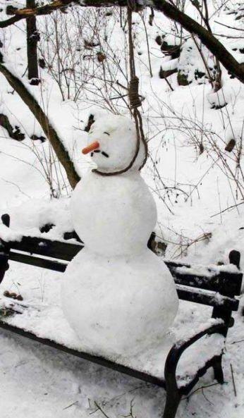 A little snowman. I like to call it Frosty.