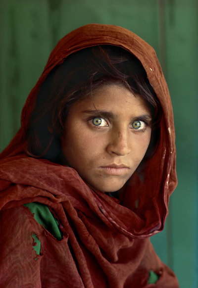 Steve McCurry - Afghan Girl (1984)