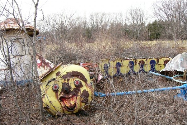 abandoned clown train