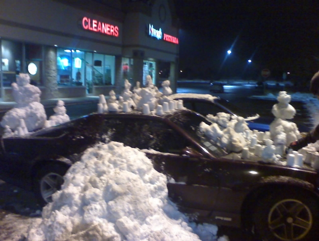 Pictures of a Starbuck employee's car getting owned by Snowmen in Bolingbrook, IL......If this is your car u got owned, hah!!!