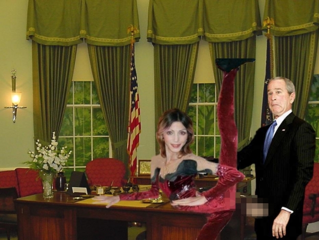 New photo of Bush's sex scandal!